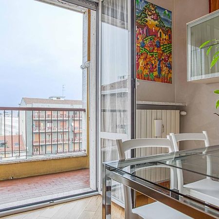 Apartament Joivy Vibrant Flat With Balcony Mediolan Zewnętrze zdjęcie